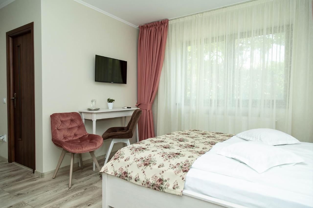 Pensiunea Casablanca Reghin Buitenkant foto